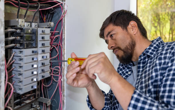 Best Electrical Contractors for Businesses  in Warren, MI